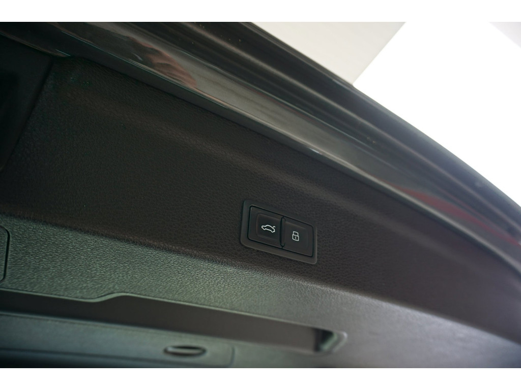 Audi Q3 Sportback 45 TFSIe S-Line Black Ed. Trekhaak|Camera|Keyless|LED 53975114-49.jpg | SVENS AUTO'S
