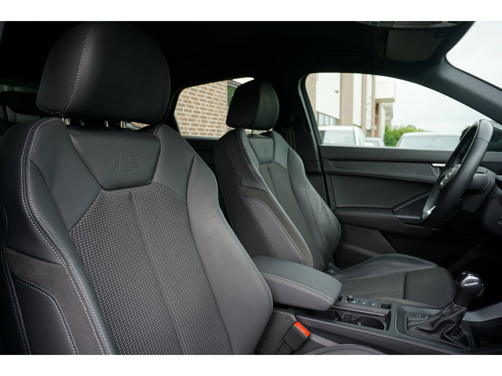 Audi Q3 Sportback 45 TFSIe S-Line Black Ed. Trekhaak|Camera|Keyless|LED 53975114-60.jpg | SVENS AUTO'S